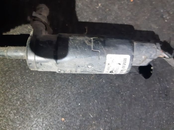 BMW Headlight Washer Pump 8377430