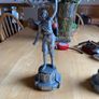 Pair of metal statues - vintage Image 3