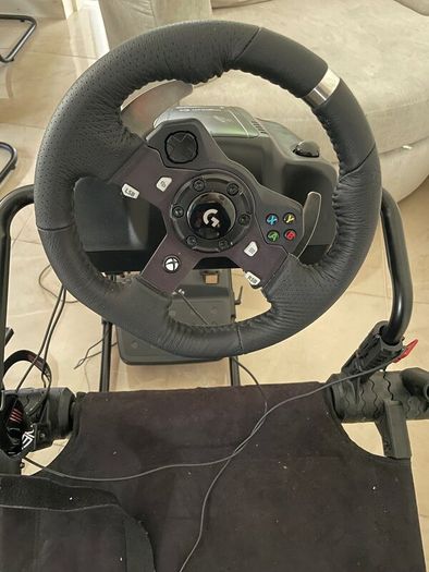 Logitech G920 Racing Simulator for Xbox