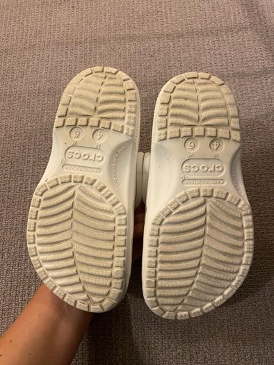 Crocs white