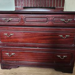 Vintage Dark Wood 3-Drawer Dresser (Free)