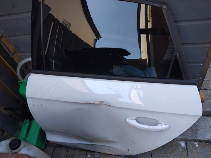 Audi A1 2015 N/S rear door