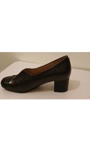 PieSanto Black Leather Court Shoes EU35 UK2 Wide G Fit Block Heel New Boxed  CAN POST