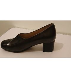PieSanto Black Leather Court Shoes EU35 UK2 Wide G Fit Block Heel New Boxed  CAN POST