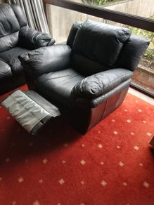 2&3 seater sofa and recliner