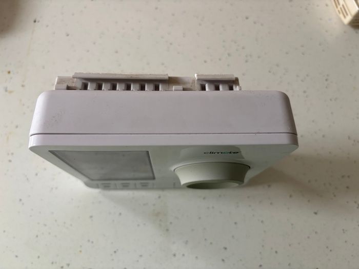 Climote Remote Heating Controller (Hub) and two Remote Thermostats: Smart Heating Control