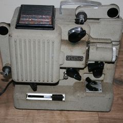 Vintage Eumig Wien Projector Type P8 In working Order