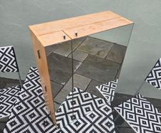 Bathroom mirror cabinet