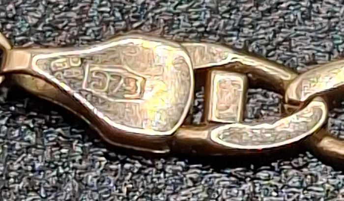 9 ct gold bracelet
