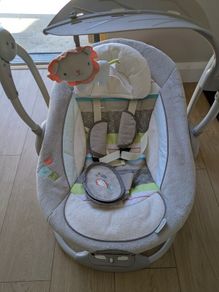 Baby swing