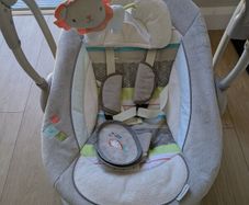 Baby swing