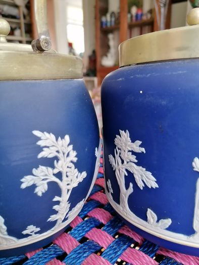 2 Vintage Tunstall ware biscuit barrels