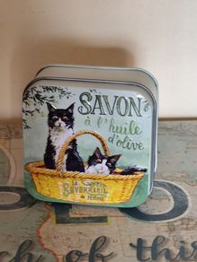 New La Savonnerie de Nyons French Soap Tin - Tuxedo Cats in Basket