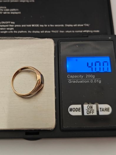 9ct Gold Ring - Size P - Fully Hallmarked