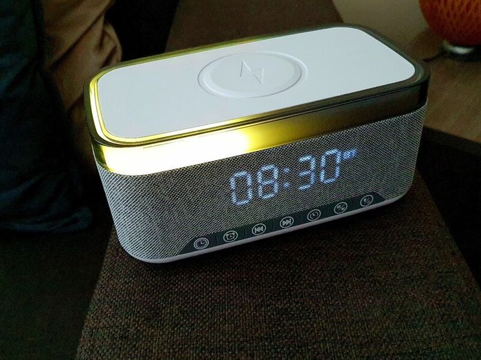 Wireless Charging Alarm Clock/Speaker