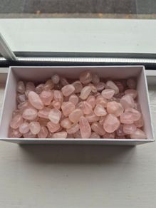 Pink Quartz Natural Stone 1+KG