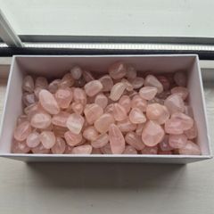Pink Quartz Natural Stone 1+KG