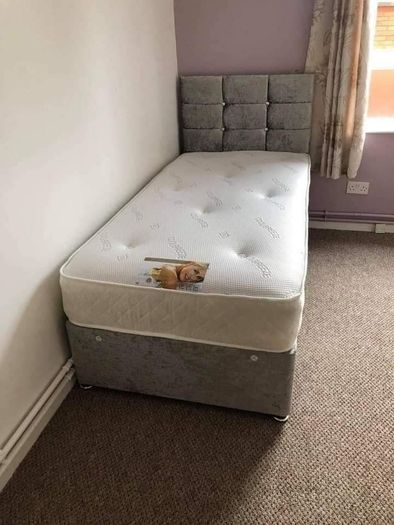 Brand New Stylish single Divan Beds.. Multiple Options Of Headboards. Tufted Memory Foam Mattresses Available. Drawers Storage Available