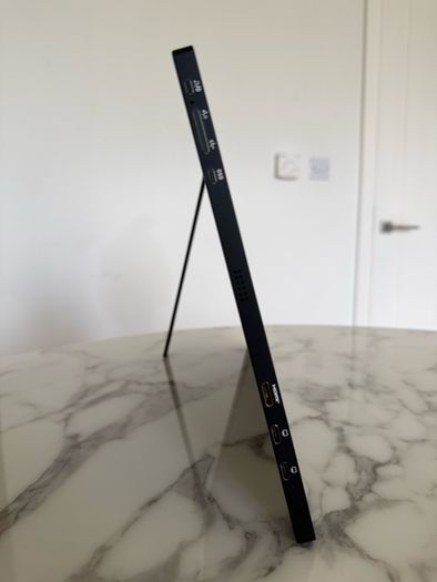 portable monitor USB-C