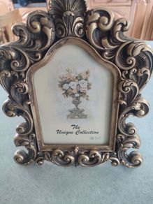 GOLD Resin Photo Frame.