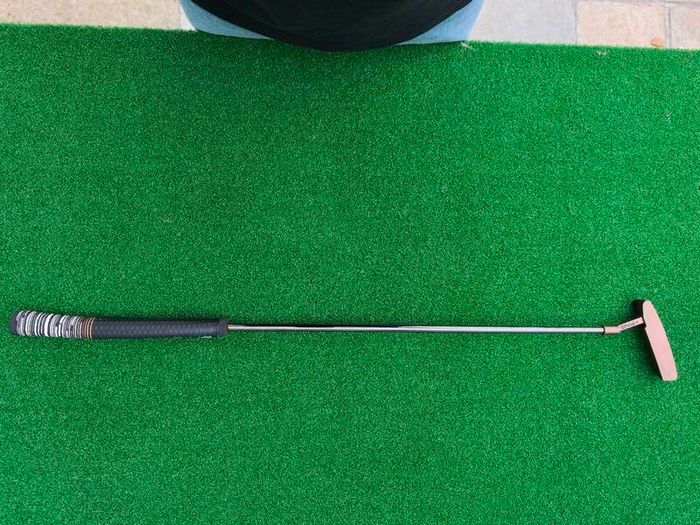 Putter: Ping Heppler Anser 2