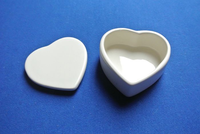 Beautiful And Simple Trinket Box