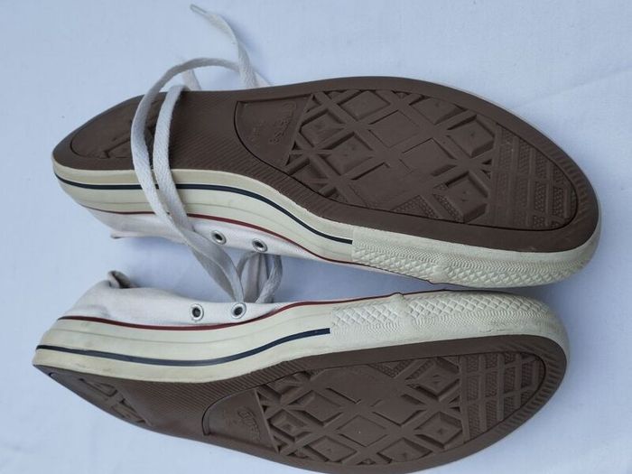 Converse all star canvas shoes