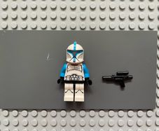 lego Star Wars sw0629 Clone Trooper Lieutenant (Phase 1) minifigure- Printed Legs, Scowl
