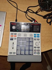 akai mpc sample