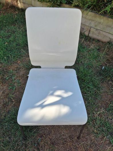 6 IKEA White Gilbert Dining Chairs for sale