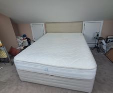 King Size Sleepmasters Bed