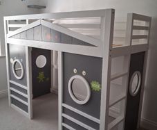 Kids Playhouse Bed