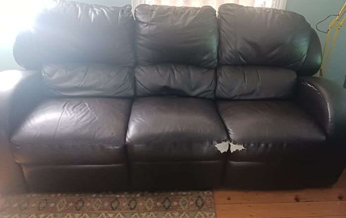 Selling sofa