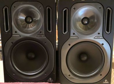 Studio monitor