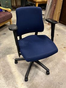 Office swivel chair