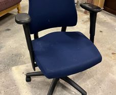 Office swivel chair