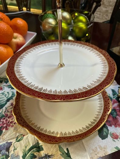 Bona china England "Dushes" cake stand
