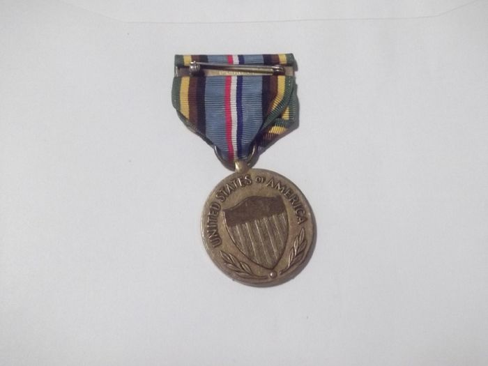 a armed forces expeditionary medal with it ribbon