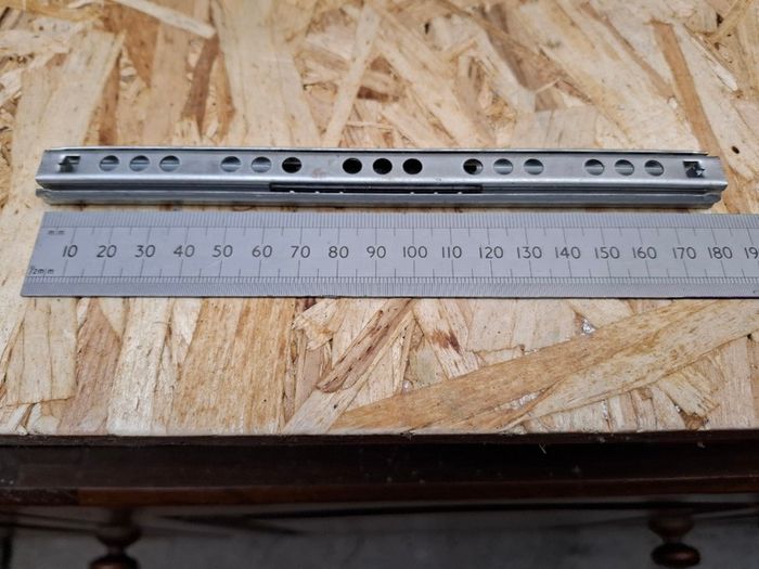 Small drawer runners