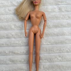 Mattel Kennel Care Barbie Doll Only Magnetic Hand, Damaged Hands Please see photos