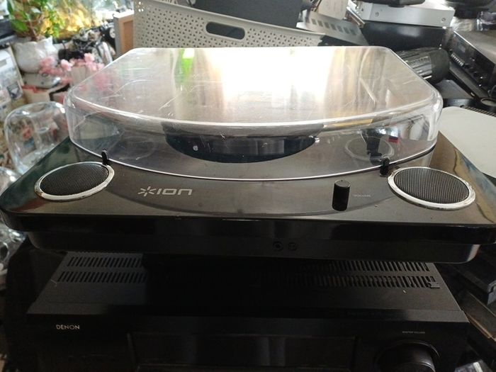ion turntable