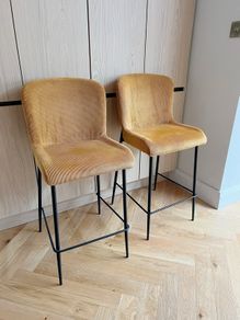 EZ Living Interiors 2 Kitchen Bar Stools