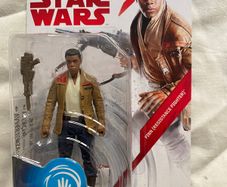 Star Wars The Last Jedi Finn (Resistance Fighter) Force Link 3.75" Figure 2017