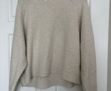 Uniqlo souffle yarn sweater size M cream
