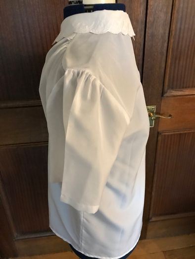 White Short Sleeve Blouse - Size 14