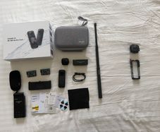 Insta360 X5 - Essentials Bundle (Complete Kit)