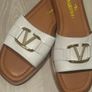 Womens slides Image 3