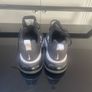 womans runners Nike react Image 3