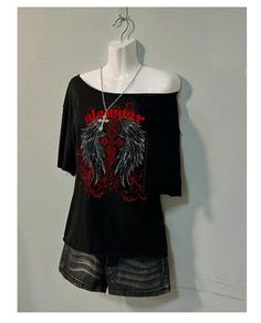 Fab Top with Rock/Goth Style Vibes size 20 + matching necklaces available