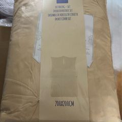 Brand New Dovet cover set.